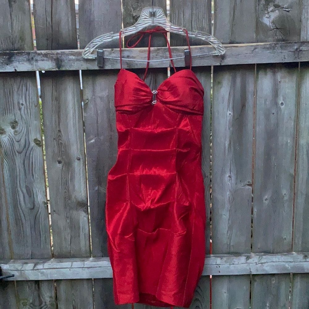 Blondie Nites red halter dress sz. 3